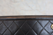 Load image into Gallery viewer, CHANEL Matelasse fringe shoulder bag Lambskin Black/Gold hadware Shoulder bag 800040093
