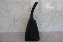 Load image into Gallery viewer, CHANEL Medallion Tote Caviar skin Black/Gold hadware Tote bag 700100028
