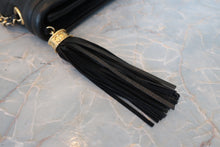 将图片加载到图库查看器，CHANEL/香奈儿 CF 流苏 链条包 羊皮 Black/Gold Hardware(黑色/金色金属) 肩背包 800070166
