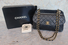 画像をギャラリービューアに読み込む, CHANEL/シャネル マトラッセバイカラーチェーンショルダーバッグ ラムスキン ブラック/ホワイト/ゴールド金具 ショルダーバッグ 800020245
