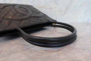 CHANEL Medallion Tote Caviar skin Black/Gold hadware Tote bag 700100028