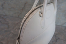 Load image into Gallery viewer, HERMES BOLIDE 35 Clemence leather White □G Engraving Shoulder bag 600060115

