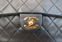 Load image into Gallery viewer, CHANEL Mini Matelasse single flap chain shoulder bag Lambskin Black/Gold hadware Shoulder bag 600090280
