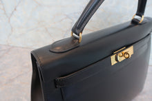 画像をギャラリービューアに読み込む, HERMES／エルメス ケリー32 ボックスカーフ ブラック ショルダーバッグ 700080203
