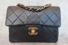 Load image into Gallery viewer, CHANEL Mini Matelasse single flap chain shoulder bag Lambskin Black/Gold hadware Shoulder bag 600090280
