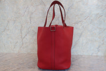 Load image into Gallery viewer, HERMES PICOTIN LOCK GM Clemence leather Rouge garance □R Engraving Hand bag 700120172
