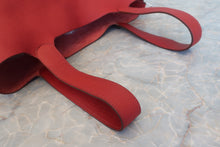 Load image into Gallery viewer, HERMES PICOTIN LOCK GM Clemence leather Rouge garance □R Engraving Hand bag 700120172
