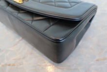 Load image into Gallery viewer, CHANEL  Diana matelasse chain shoulder bag Lambskin Black/Gold hadware Shoulder bag 700050047
