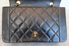 Load image into Gallery viewer, CHANEL  Diana matelasse chain shoulder bag Lambskin Black/Gold hadware Shoulder bag 700050047
