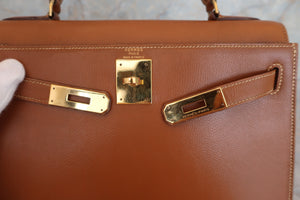 HERMES KELLY 28 Graine Couchevel leather Gold 〇O Engraving Shoulder bag 600060047