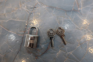 HERMES／エルメス ピコタンロックＰＭ トリヨンクレマンス ローズアザレ A刻印 ハンドバッグ 700080212