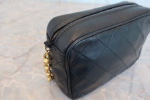 Load image into Gallery viewer, CHANEL Matelasse Chain shoulder bag Lambskin Black/Gold hadware Shoulder bag 800040103
