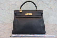 将图片加载到图库查看器，HERMES KELLY 32 Clemence leather Black □A刻印 Shoulder bag 800050071
