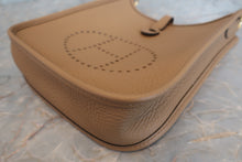 將圖片載入圖庫檢視器 HERMES／エルメス エブリンTPM トリヨンクレマンス チャイ U刻印 ショルダーバッグ 700080222
