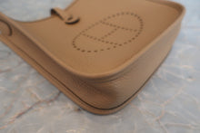 將圖片載入圖庫檢視器 HERMES／エルメス エブリンTPM トリヨンクレマンス チャイ U刻印 ショルダーバッグ 700080222
