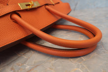 Load image into Gallery viewer, HERMES BIRKIN 35 Togo leather Orange □M Engraving Hand bag 700120138
