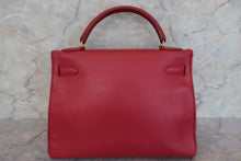 Load image into Gallery viewer, HERMES KELLY 32 Graine Couchevel leather Rouge vif □A Engraving Shoulder bag 600090020
