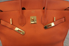Load image into Gallery viewer, HERMES BIRKIN 35 Togo leather Orange □M Engraving Hand bag 700120138
