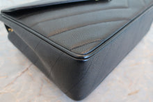 Load image into Gallery viewer, CHANEL  V-Stitch chain shoulder bag Caviar skin Black/Gold hadware Shoulder bag 700100026
