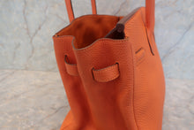 Load image into Gallery viewer, HERMES BIRKIN 35 Togo leather Orange □M Engraving Hand bag 700120138
