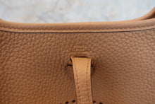 將圖片載入圖庫檢視器 HERMES／エルメス エブリンTPM トリヨンクレマンス チャイ U刻印 ショルダーバッグ 700080222

