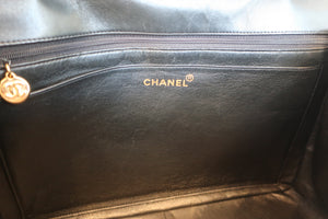 CHANEL/シャネル 中マトラッセシングルフラップチェーンショルダーバッグ ラムスキン ブラック/ゴールド金具 ショルダーバッグ 600110062