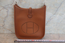 將圖片載入圖庫檢視器 HERMES／エルメス エブリンTPM トリヨンクレマンス ゴールド U刻印 ショルダーバッグ 700080206
