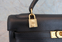 将图片加载到图库查看器，HERMES KELLY 32 Clemence leather Black □A刻印 Shoulder bag 800050071
