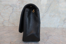 将图片加载到图库查看器，CHANEL/香奈儿 戴妃 CF 链条包 羊皮 Black/Gold hadware(黑色/金色金属) 肩背包 700060199
