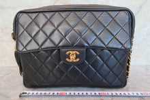 Load image into Gallery viewer, CHANEL Matelasse fringe chain shoulder bag Lambskin Black/Gold hadware Shoulder bag 700100048
