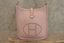 将图片加载到图库查看器，HERMES  EVELYNE TPM Clemence leather Mauve pale B刻印 Shoulder bag 700010080
