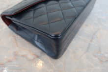 Load image into Gallery viewer, CHANEL Matelasse chain shoulder bag Lambskin Navy/Gold hadware Shoulder bag 800040085
