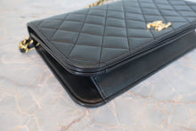 画像をギャラリービューアに読み込む, CHANEL/シャネル マトラッセプッシュロックチェーンショルダーバッグ ラムスキン ブラック/ゴールド金具 ショルダーバッグ 800070033
