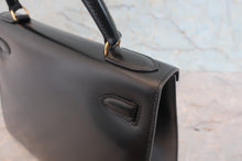 画像をギャラリービューアに読み込む, HERMES／エルメス ケリー28 ボックスカーフ ブラック 〇R刻印 ハンドバッグ 800050151
