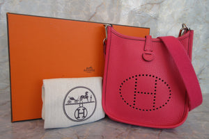 HERMES／エルメス エブリンTPM トリヨンクレマンス ローズエクストリーム D刻印 ショルダーバッグ 700070229
