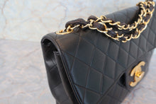 Load image into Gallery viewer, CHANEL Medium Matelasse Single flap chain shoulder bag Lambskin Black/Gold hadware Shoulder bag 700100049
