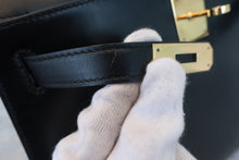 画像をギャラリービューアに読み込む, HERMES／エルメス ケリー28 ボックスカーフ ブラック 〇R刻印 ハンドバッグ 800050151
