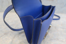 Load image into Gallery viewer, HERMES CONSTANCE3 MINI Epsom leather Blue electric □O Engraving Shoulder bag 700120125
