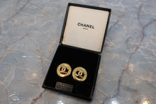 Load image into Gallery viewer, CHANEL CC mark earring Gold plate Gold Earring 500110139
