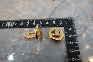 CHANEL CC mark earring Gold plate Gold Earring 500110139