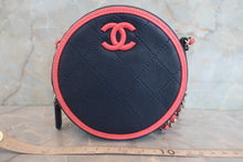 将图片加载到图库查看器，CHANEL/香奈儿 CF 圆形 链条包 羊皮 Navy/Pink/Silver hadware(藏蓝色/粉色/银色金属) 肩背包 600070159
