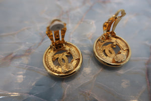 CHANEL CC mark earring Gold plate Gold Earring 500110139