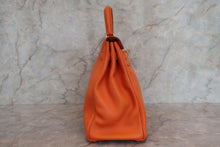 画像をギャラリービューアに読み込む, HERMES／エルメス ケリー32 ヴォーガリバー オレンジ 〇Z刻印 ショルダーバッグ 700050217
