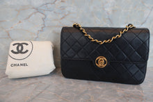 画像をギャラリービューアに読み込む, CHANEL/シャネル ミニマトラッセチェーンショルダーバッグ ラムスキン ブラック/ゴールド金具 ショルダーバッグ 700060180
