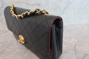 CHANEL/シャネル ミニマトラッセチェーンショルダーバッグ ラムスキン ブラック/ゴールド金具 ショルダーバッグ 700060180