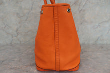 将图片加载到图库查看器，HERMES GARDEN PARTY PM Negonda leather Orange □O刻印 Tote bag 500100207
