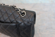 Load image into Gallery viewer, CHANEL Matelasse double flap double chain shoulder bag Caviar skin Black/Silver hadware Shoulder bag 800060023
