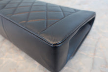 Load image into Gallery viewer, CHANEL  Diana matelasse chain shoulder bag Lambskin Navy/Gold hadware Shoulder bag 800070144

