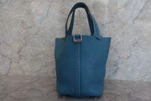 将图片加载到图库查看器，HERMES PICOTIN LOCK PM Clemence leather Blue jean T刻印 Hand bag 700010117
