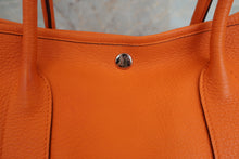 将图片加载到图库查看器，HERMES GARDEN PARTY PM Negonda leather Orange □O刻印 Tote bag 500100207
